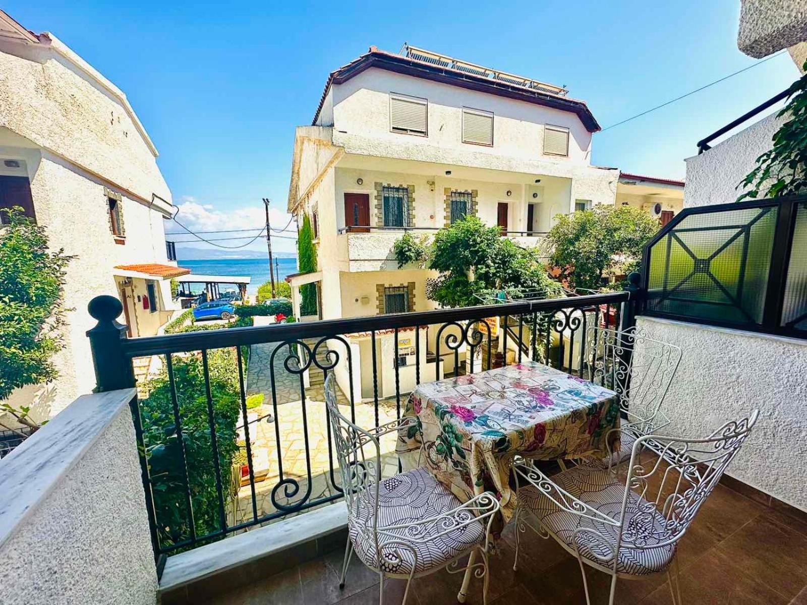 Argo Apartments Nea Poteidaia Ruang foto