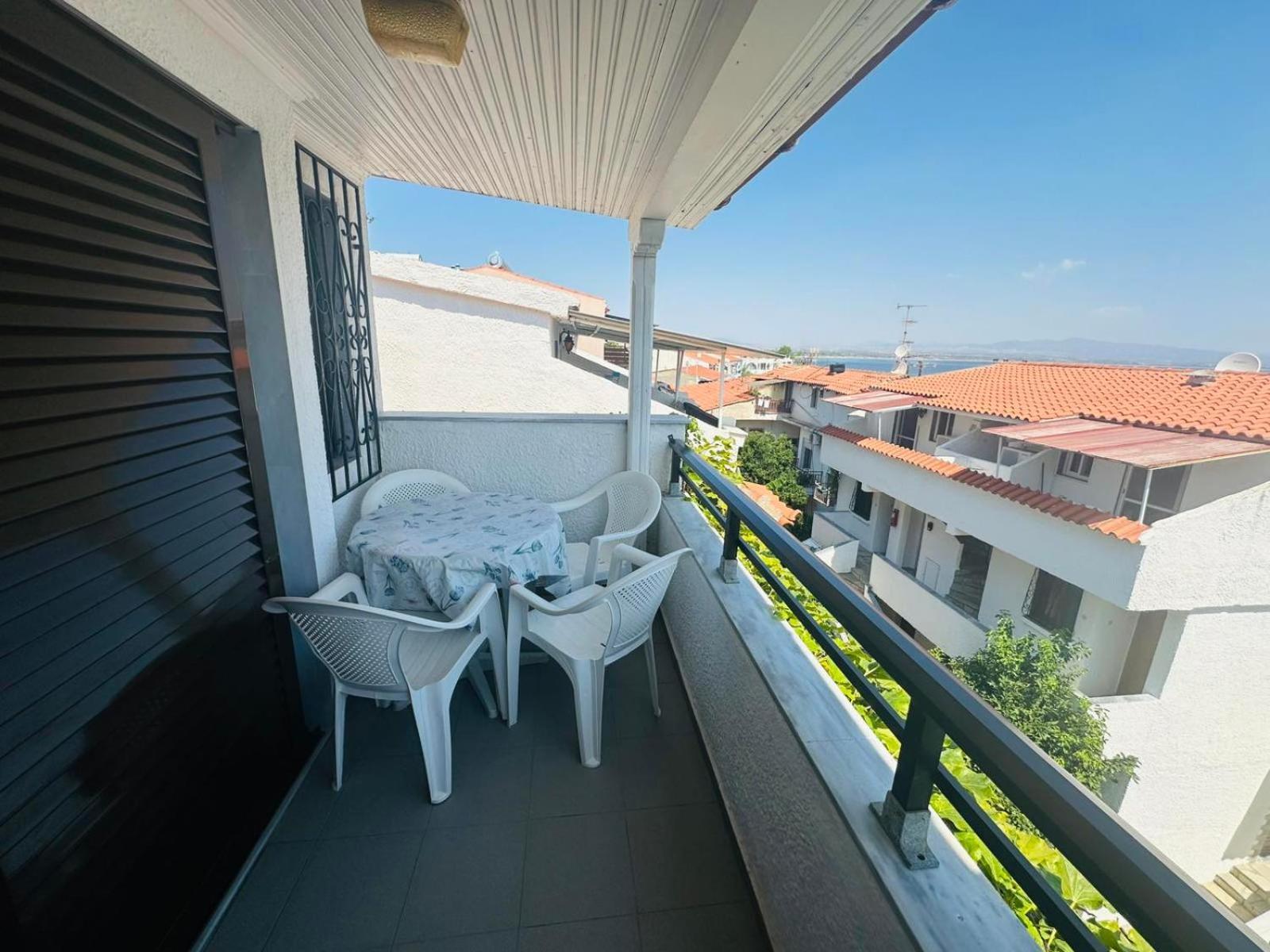 Argo Apartments Nea Poteidaia Ruang foto