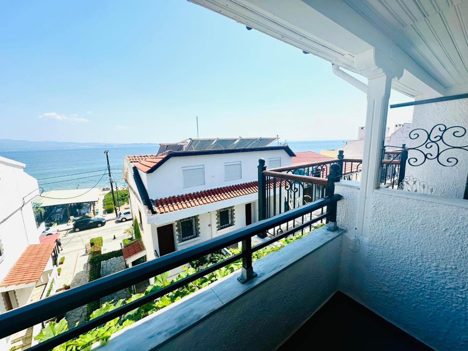 Argo Apartments Nea Poteidaia Ruang foto