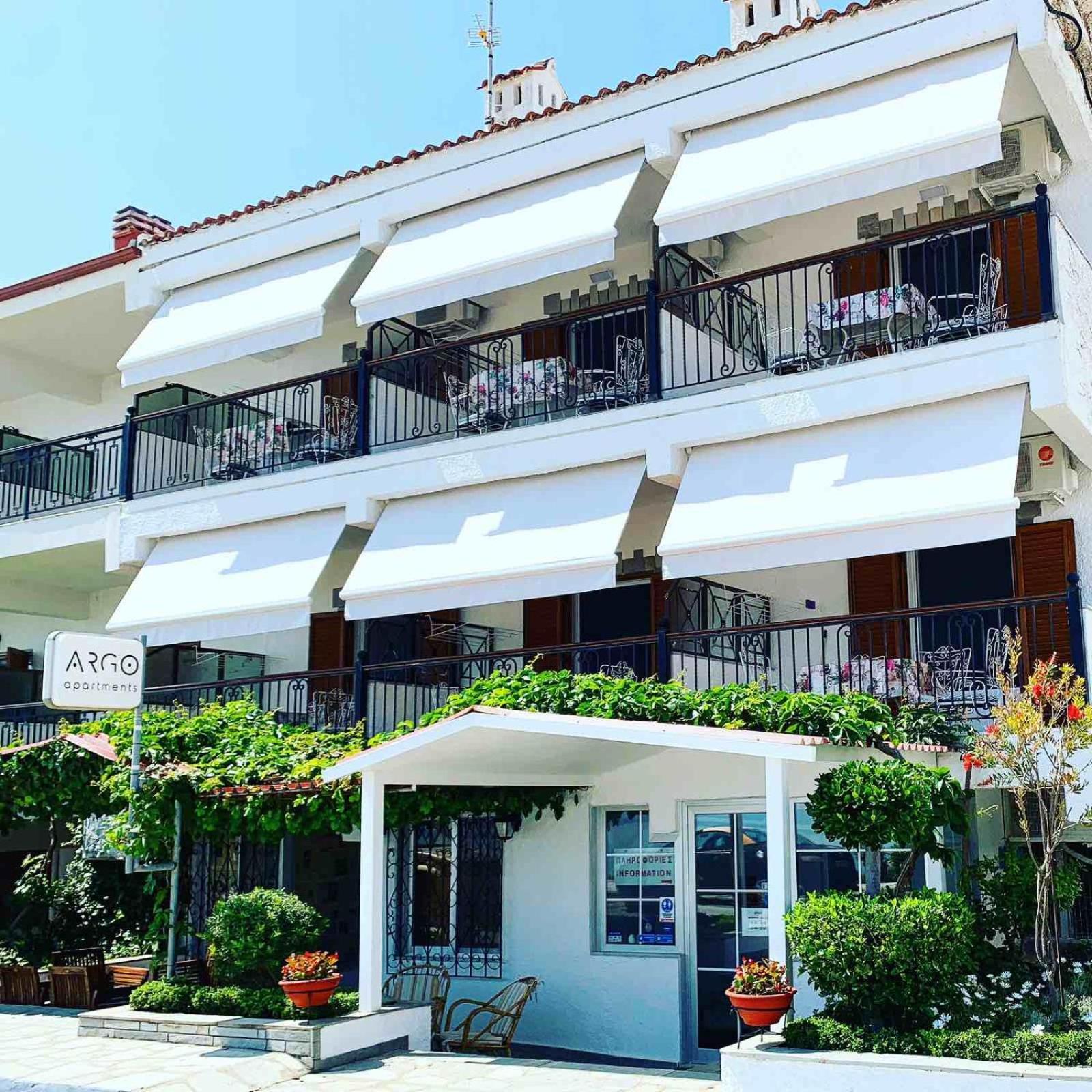 Argo Apartments Nea Poteidaia Bagian luar foto